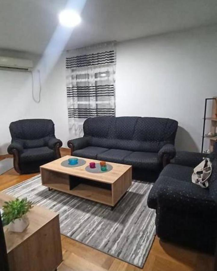 Martha'S Place Drac Podgorica Ngoại thất bức ảnh